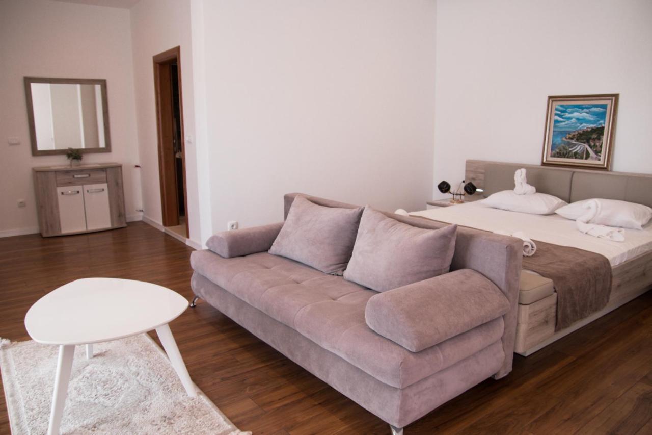 Arte Apartments Ulcinj Exteriör bild