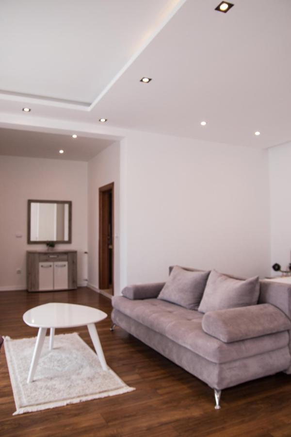 Arte Apartments Ulcinj Exteriör bild